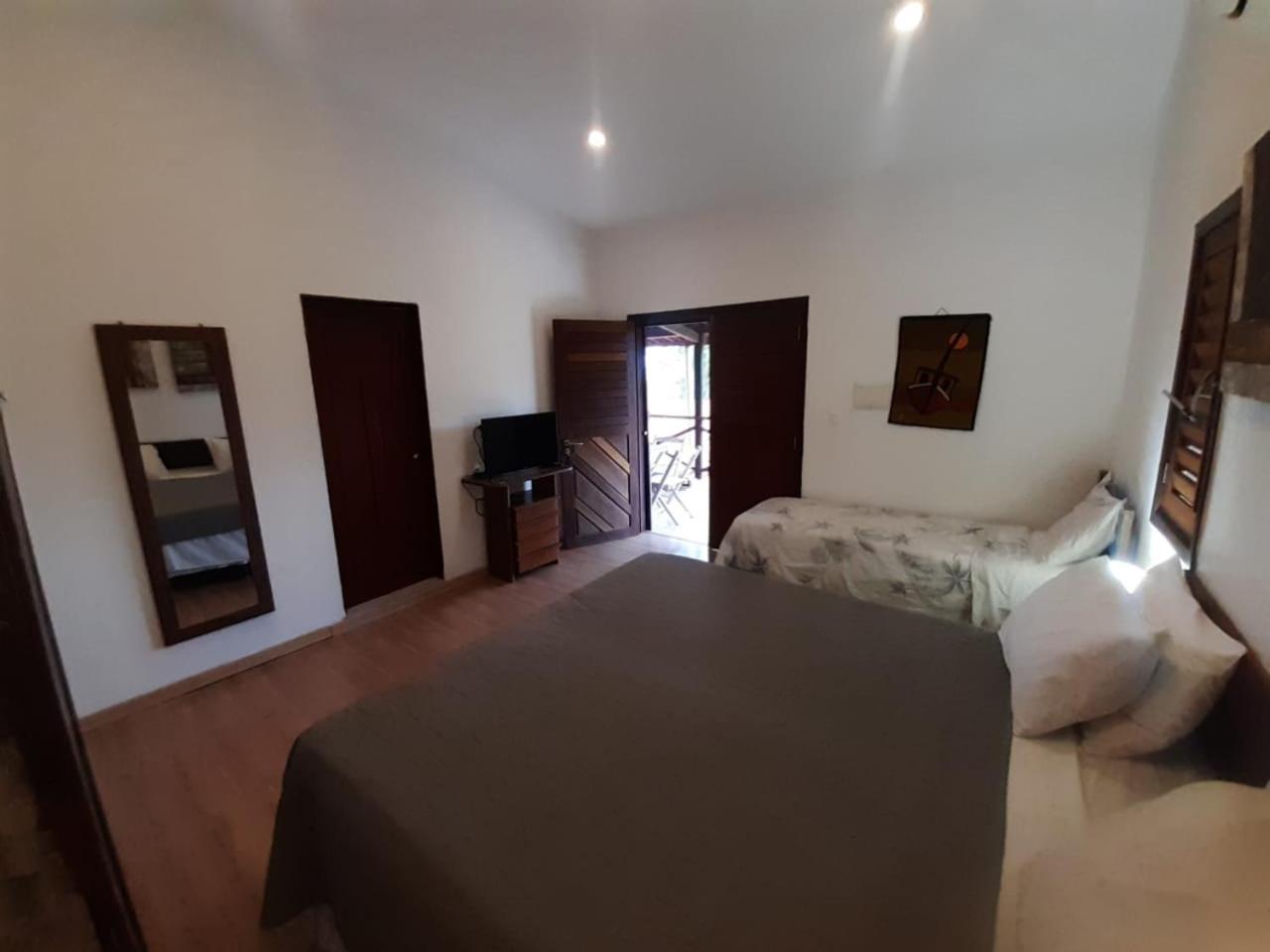 Quarto Triplo com Vista do Jardim